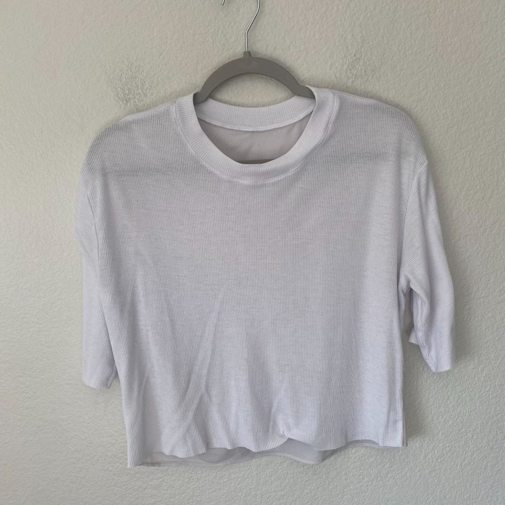 ALO Yoga Abyss Short Sleeve Crew Neck Top Half Sleeve Flowy Relaxed Fit S